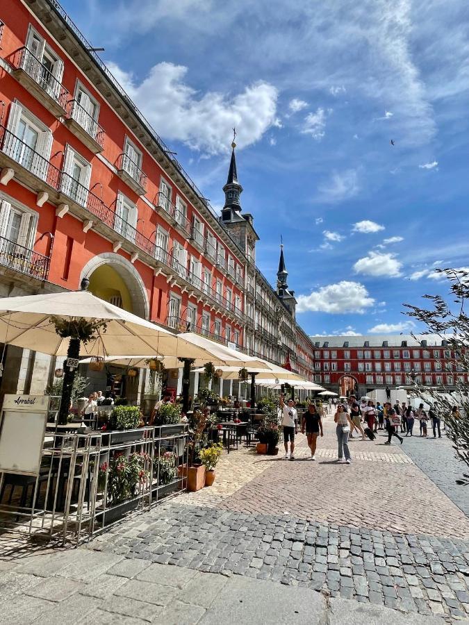 Big Apartment In Plaza Mayor In Madrid Spain 외부 사진